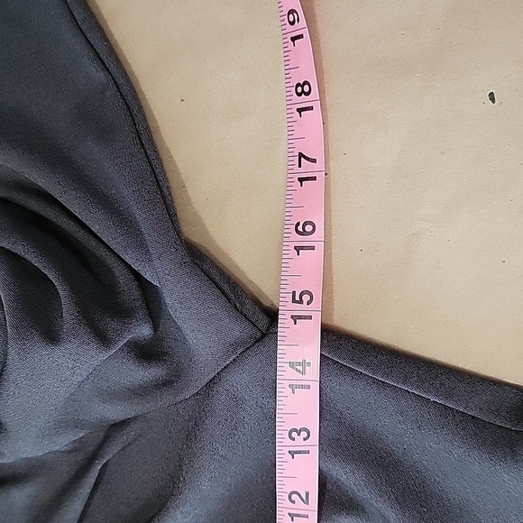 Ro & De Size S Charcoal Gray Midi Dress w/ Twist Detail Excellent Used Condition - Picture 8 of 12